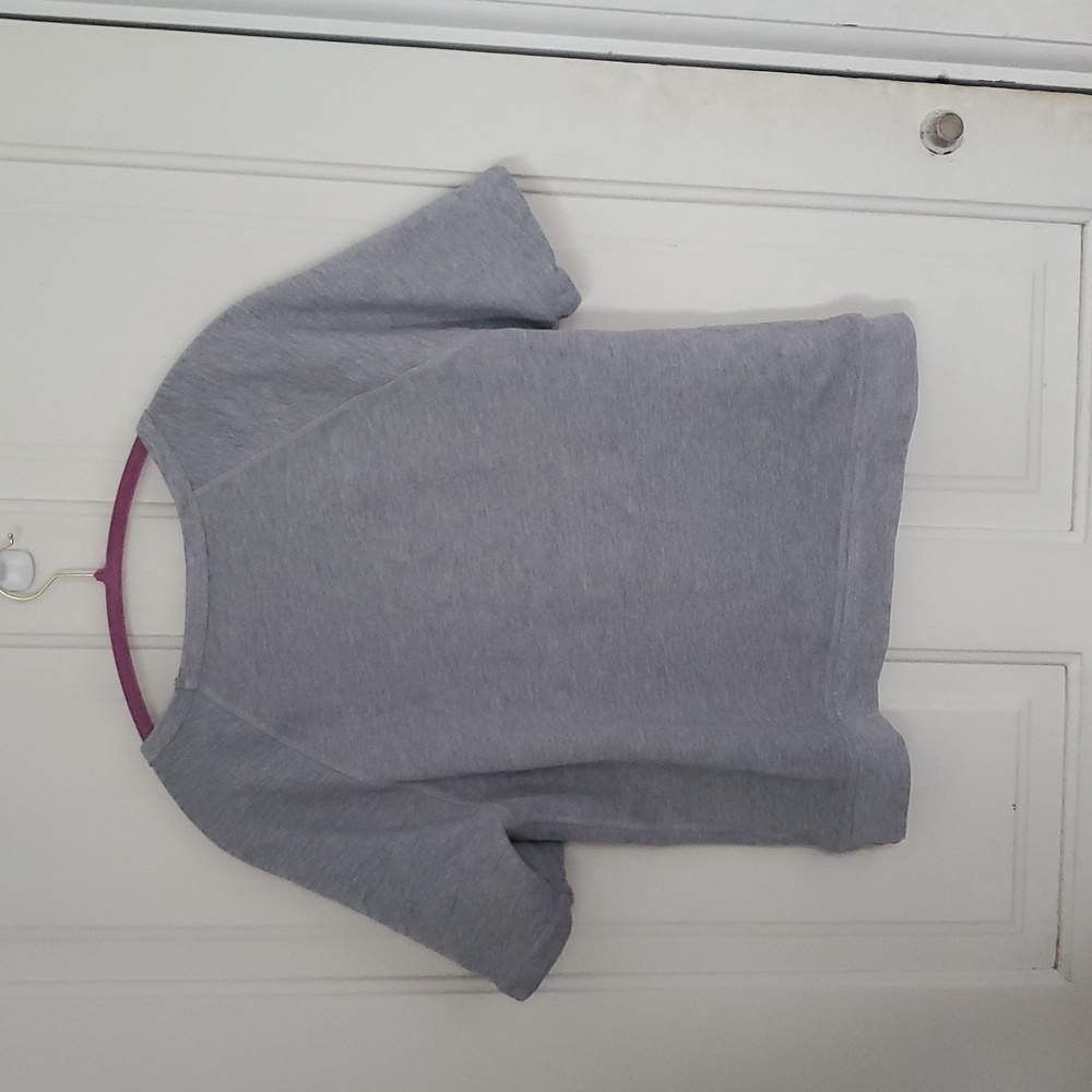Everlane Grey Shortsleeved Sweatshirt - Picture 7 of 7